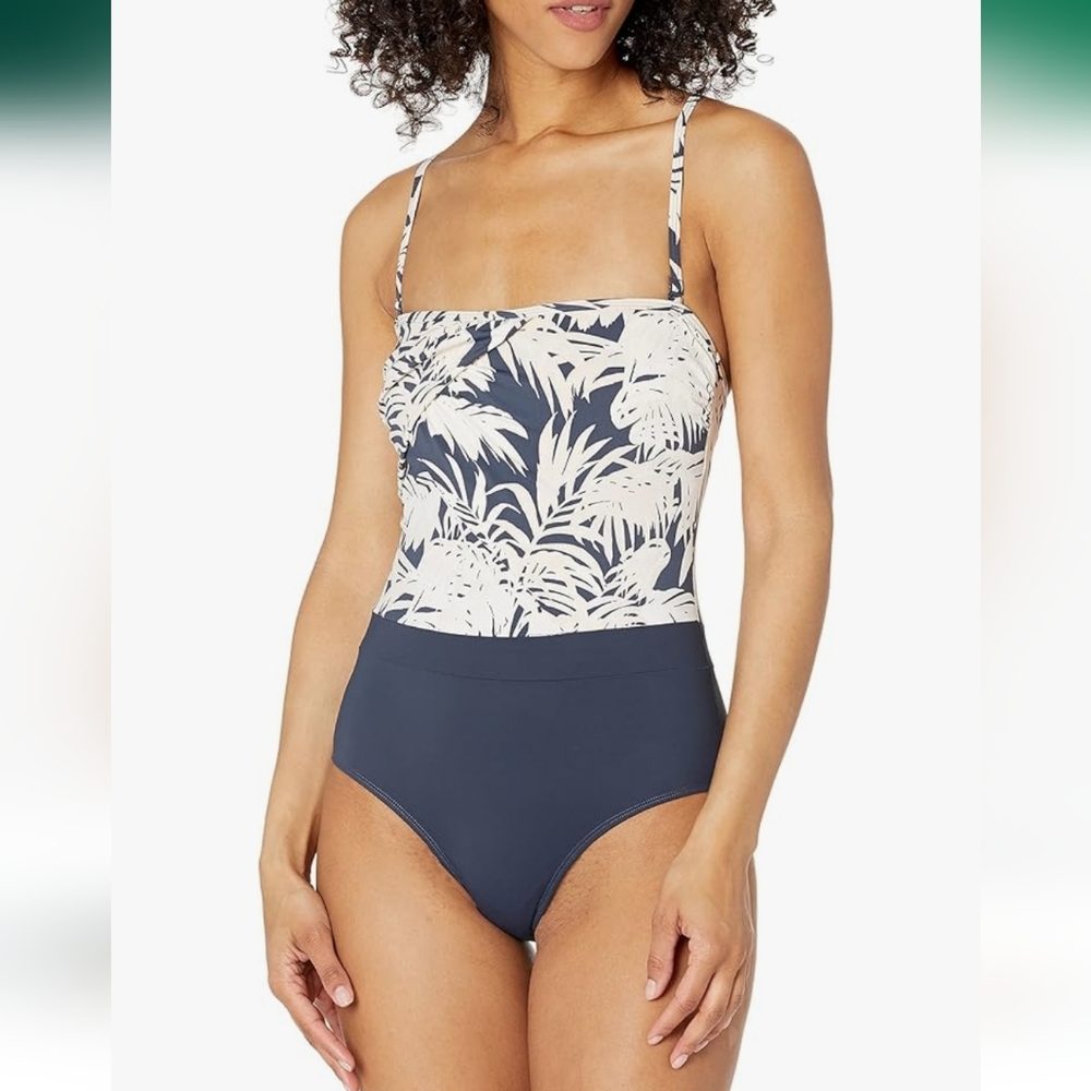 NWT Skye Women's Standard Lily One Piece Swimsuit in the Palm Cove Print color